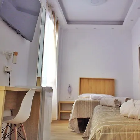 Homestay Castillo Deluxe