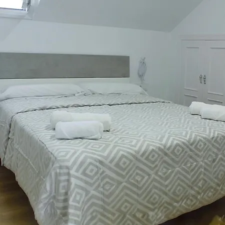 Homestay Castillo Deluxe *